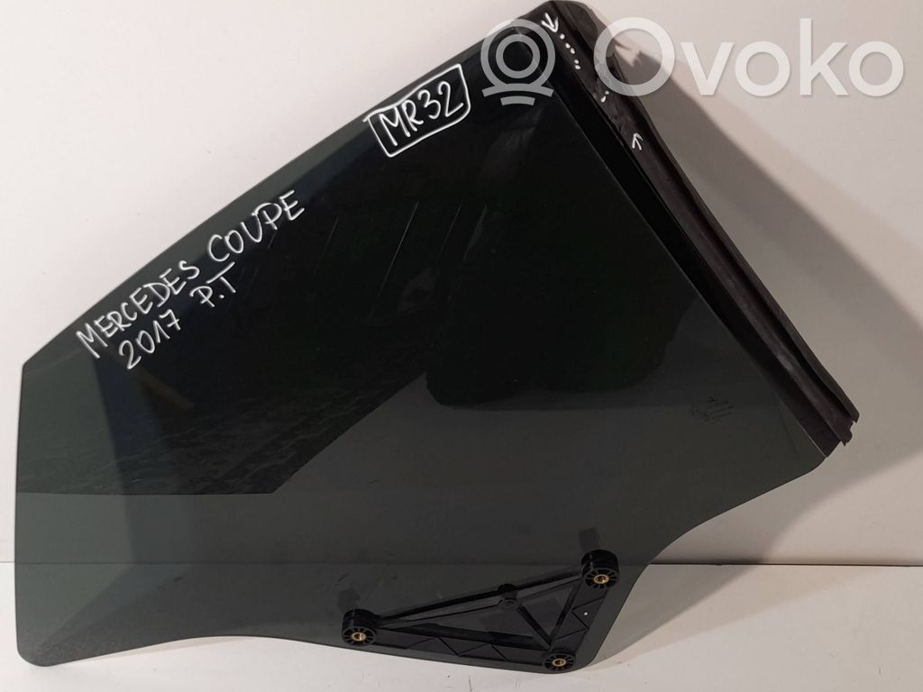 Mercedes-Benz E W213 Rear side window 