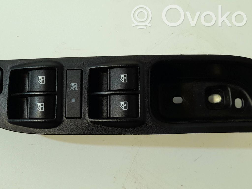 Electric window control switch   735604302