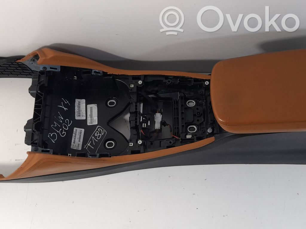 BMW X4 G02 Consola central 