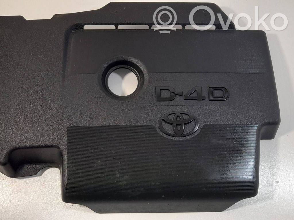Toyota Avensis T270 Engine cover (trim) 