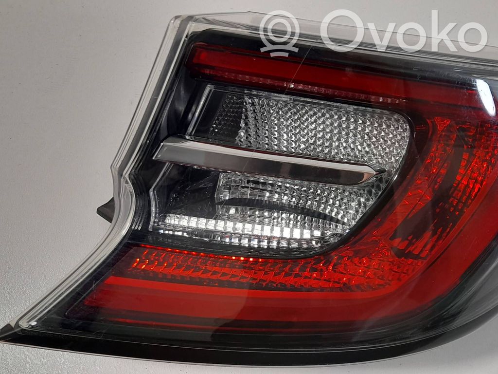 Rear/tail lights   V350010R