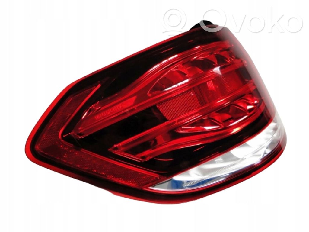 Mercedes-Benz E W212 Lampă spate în caroserie 