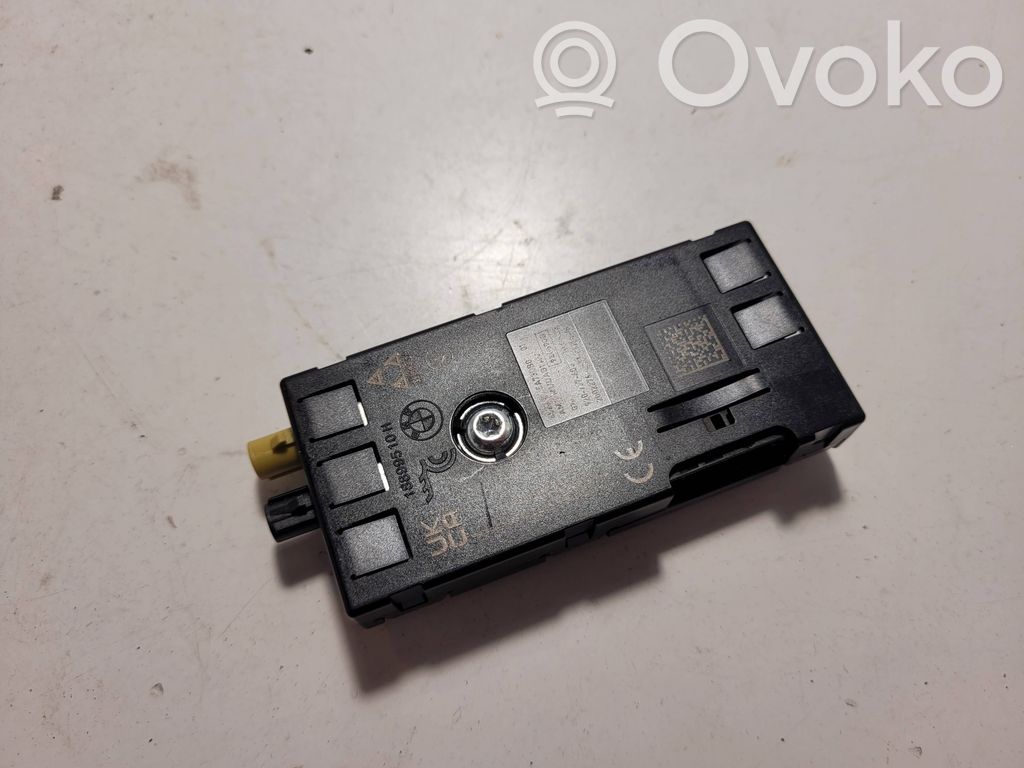 BMW 3 G20 G21 Antenos stiprintuvas 