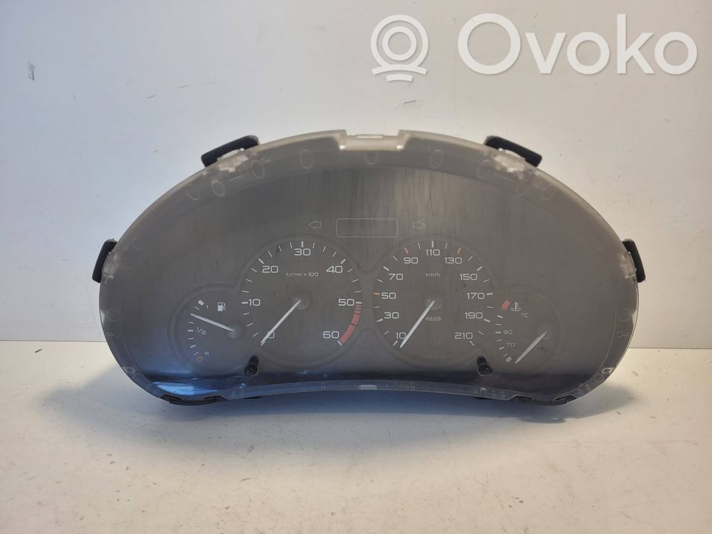 Peugeot 206 Speedometer (instrument cluster) 