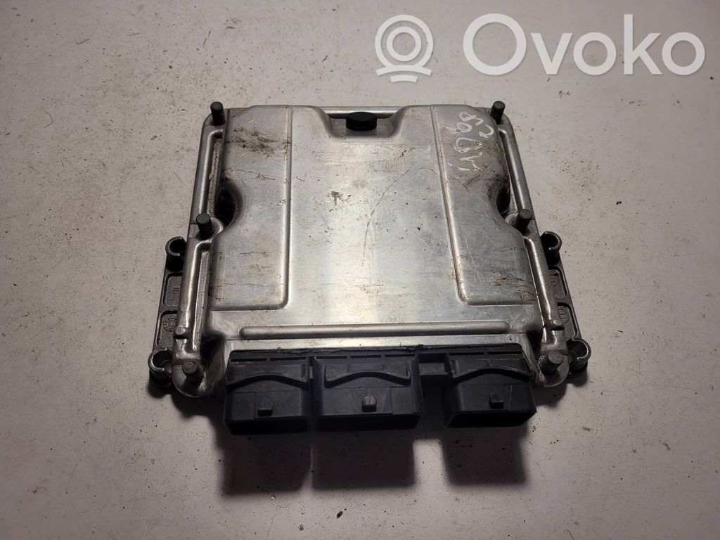 Peugeot 406 Engine control unit/module 