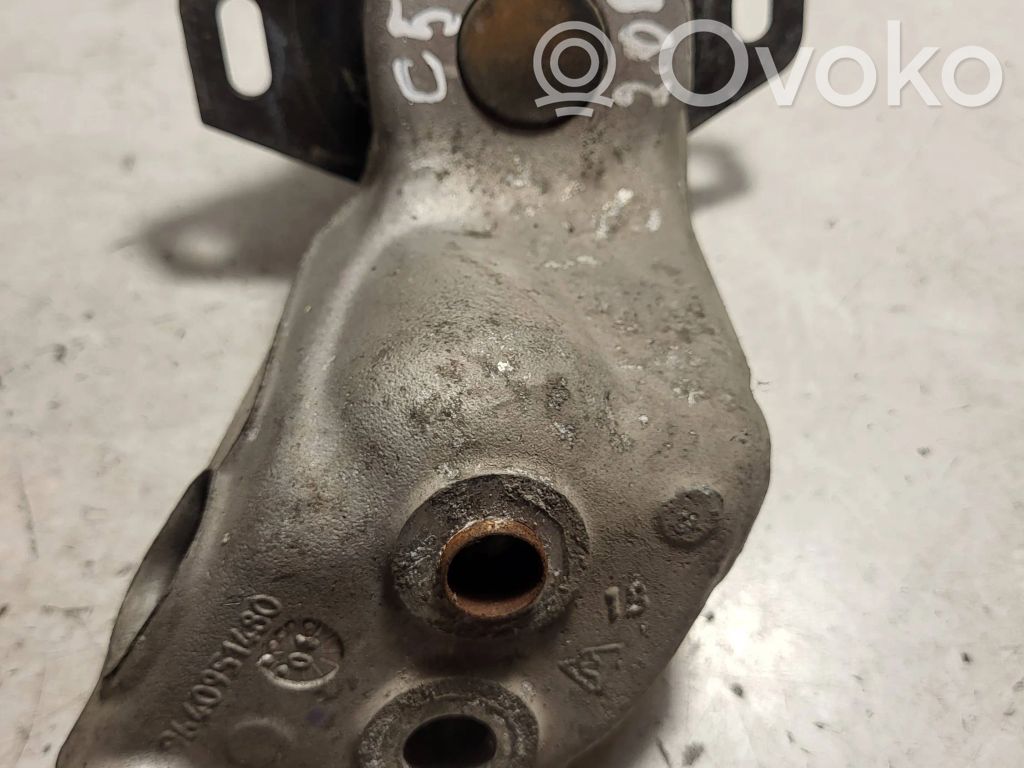 Citroen C5 Engine mount bracket 