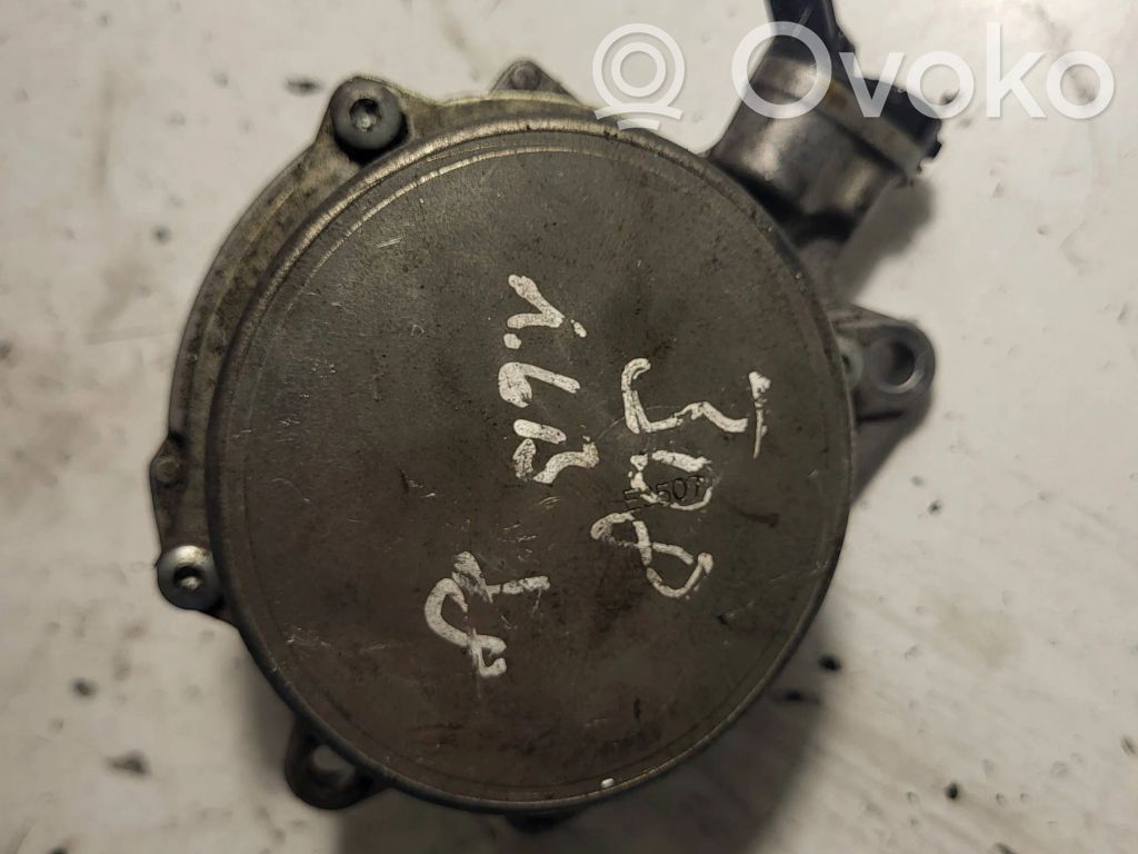 Vacuum pump   E3507