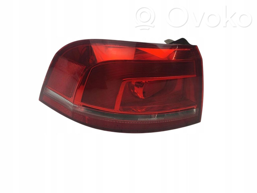 Volkswagen PASSAT Lampa tylna 