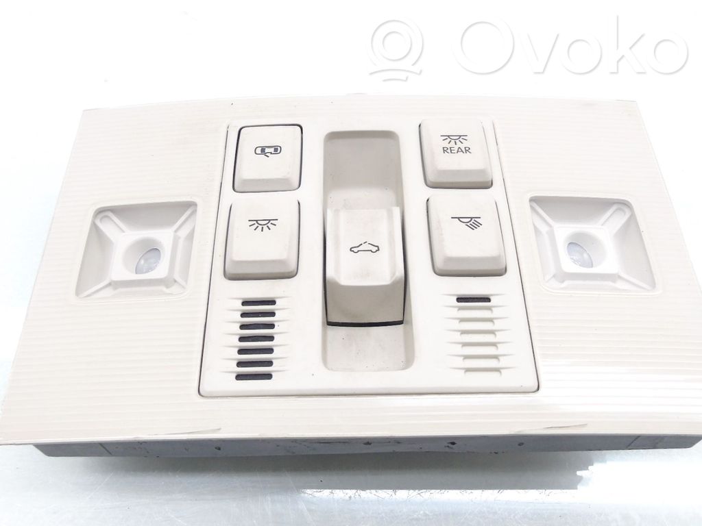 Volkswagen PASSAT B8 Boot/trunk interior light 