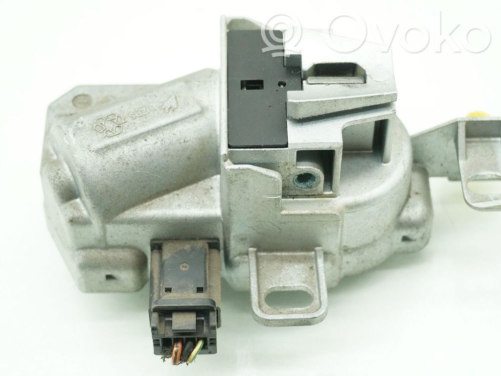 Volvo V50 Steering wheel axle 