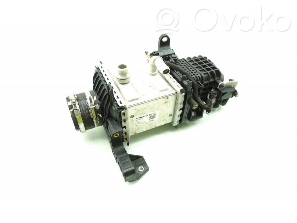 Chłodnica powietrza doładowującego / Intercooler   32249372,32249372