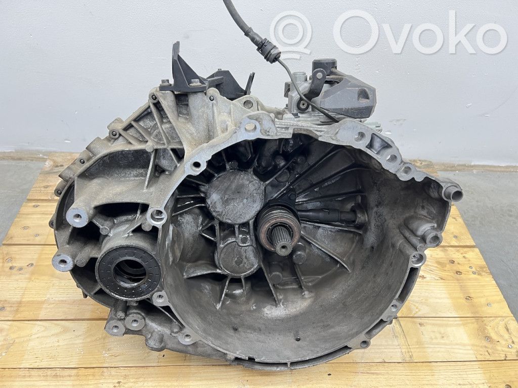 Volvo V40 Manualna 6-biegowa skrzynia biegów 