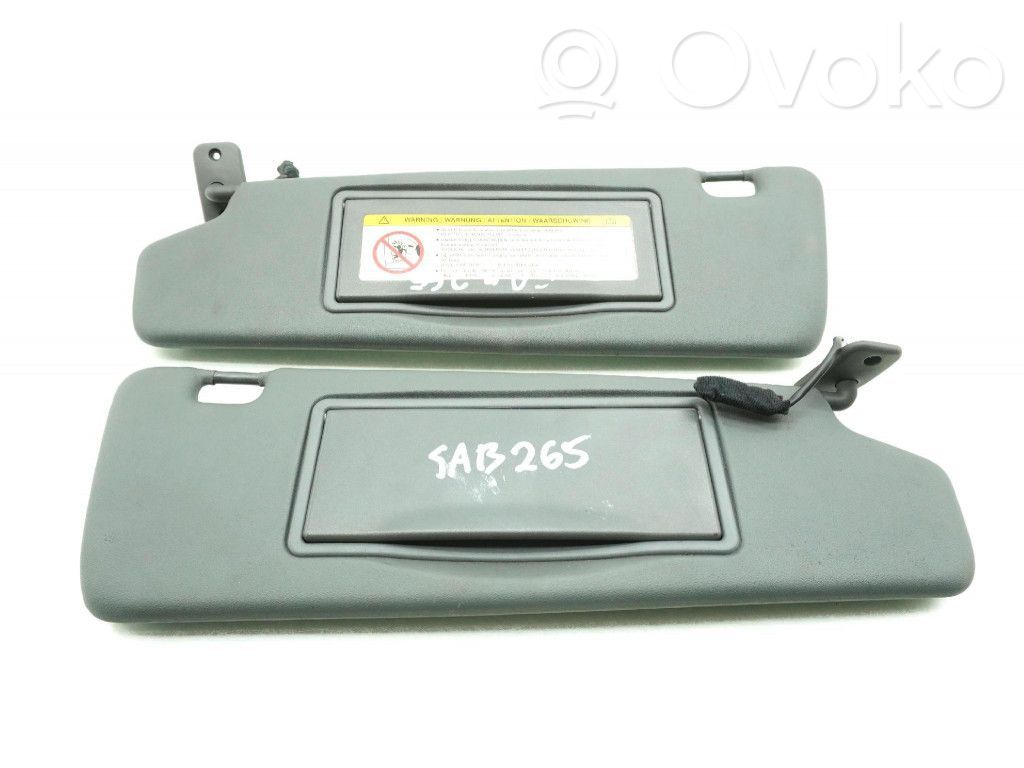 Sun visor
