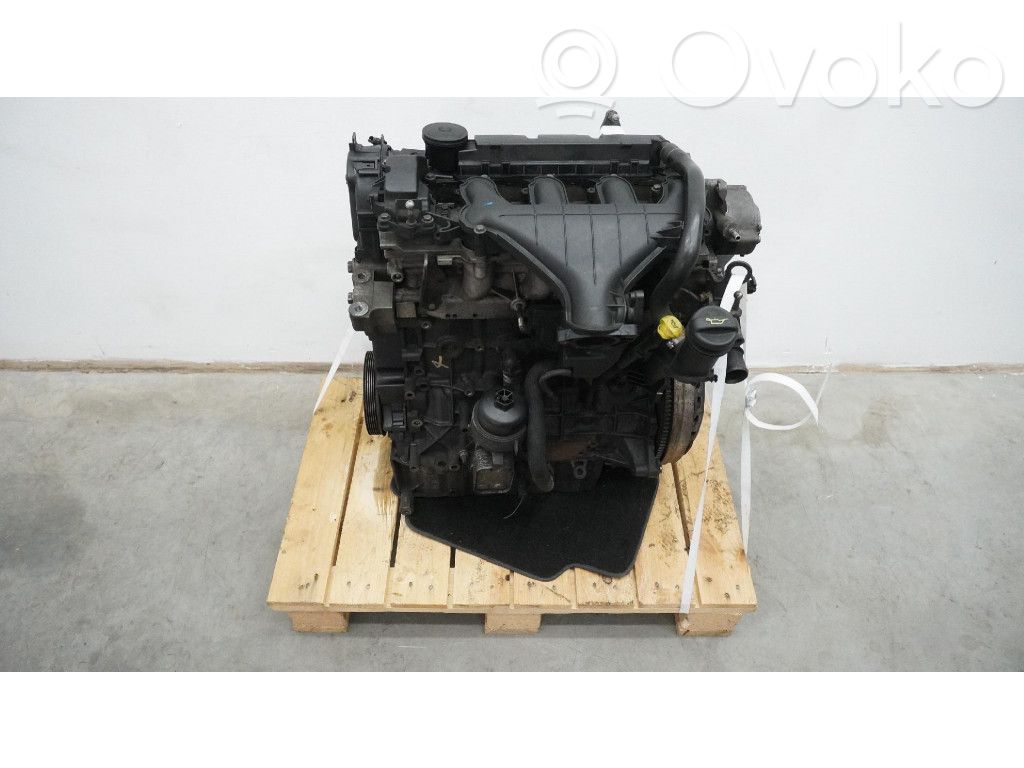 Variklis   D4204T,D4204T