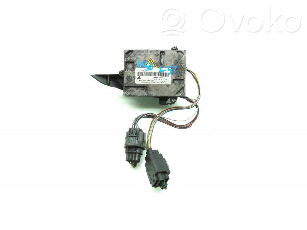 Volvo V50 Voltage converter/converter module 