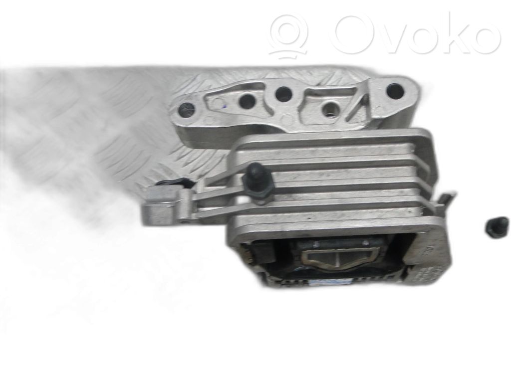 BMW 1 F40 Engine mount vacuum valve 