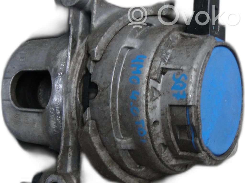 Audi Q7 4M Engine mount vacuum valve 