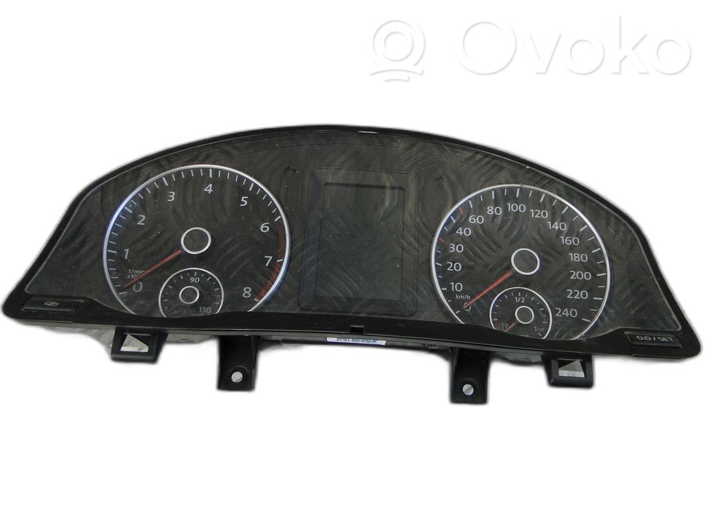 Volkswagen Golf Plus Speedometer (instrument cluster) 