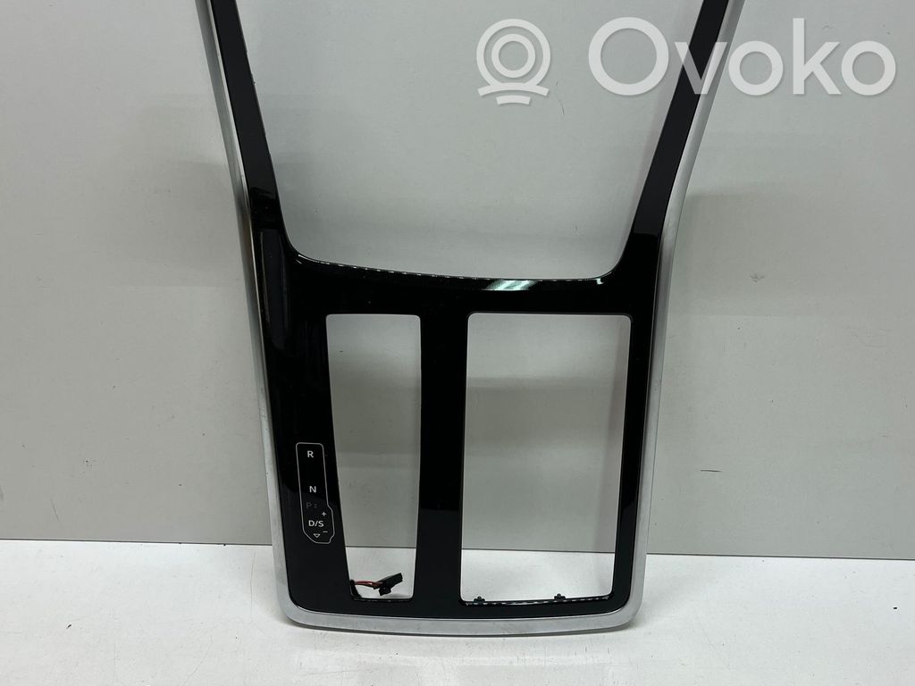 Audi Q8 Ramă ornament torpedou bord 