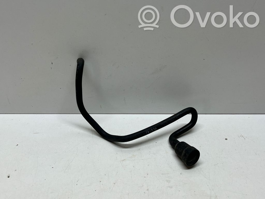 Audi A8 S8 D5 Engine coolant pipe/hose 