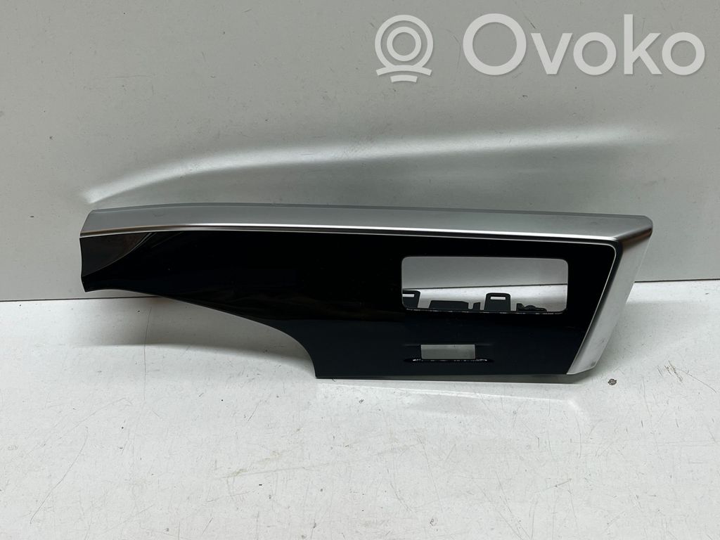 Audi Q8 Moldura del panel (Usadas) 