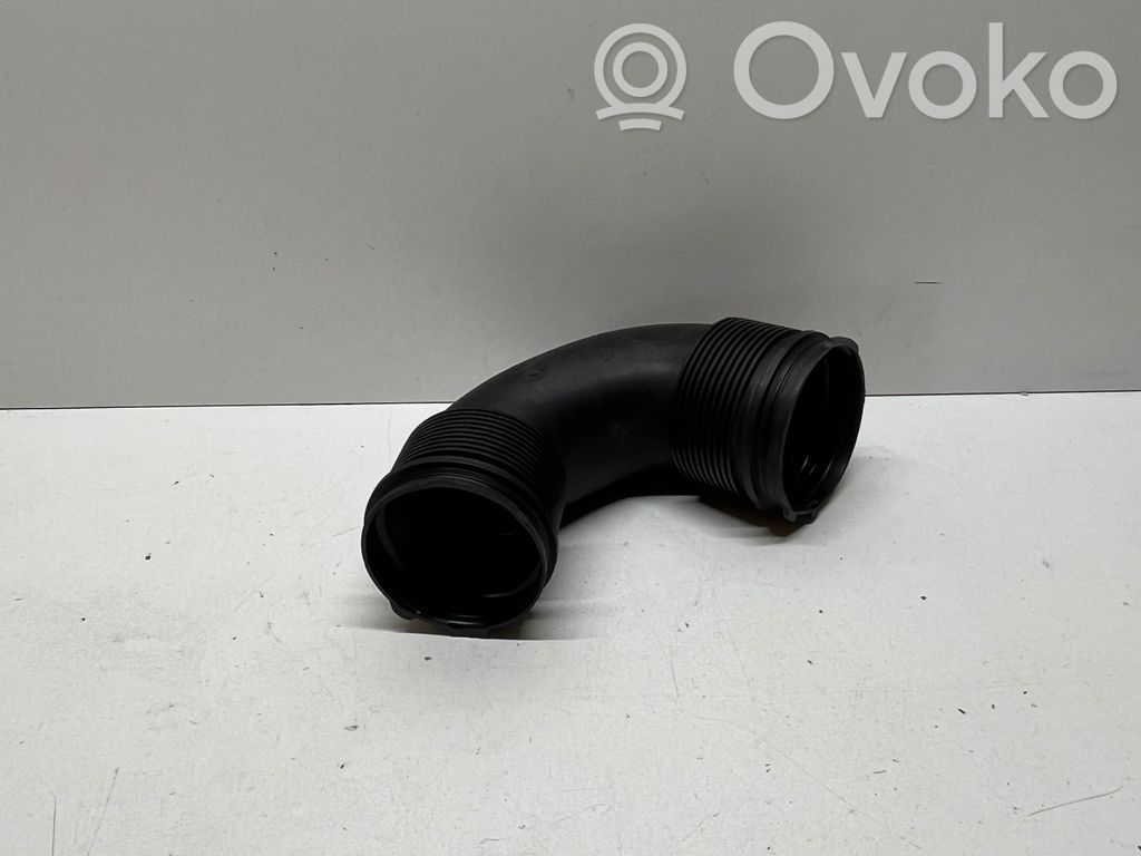 Audi Q8 Air intake duct part 