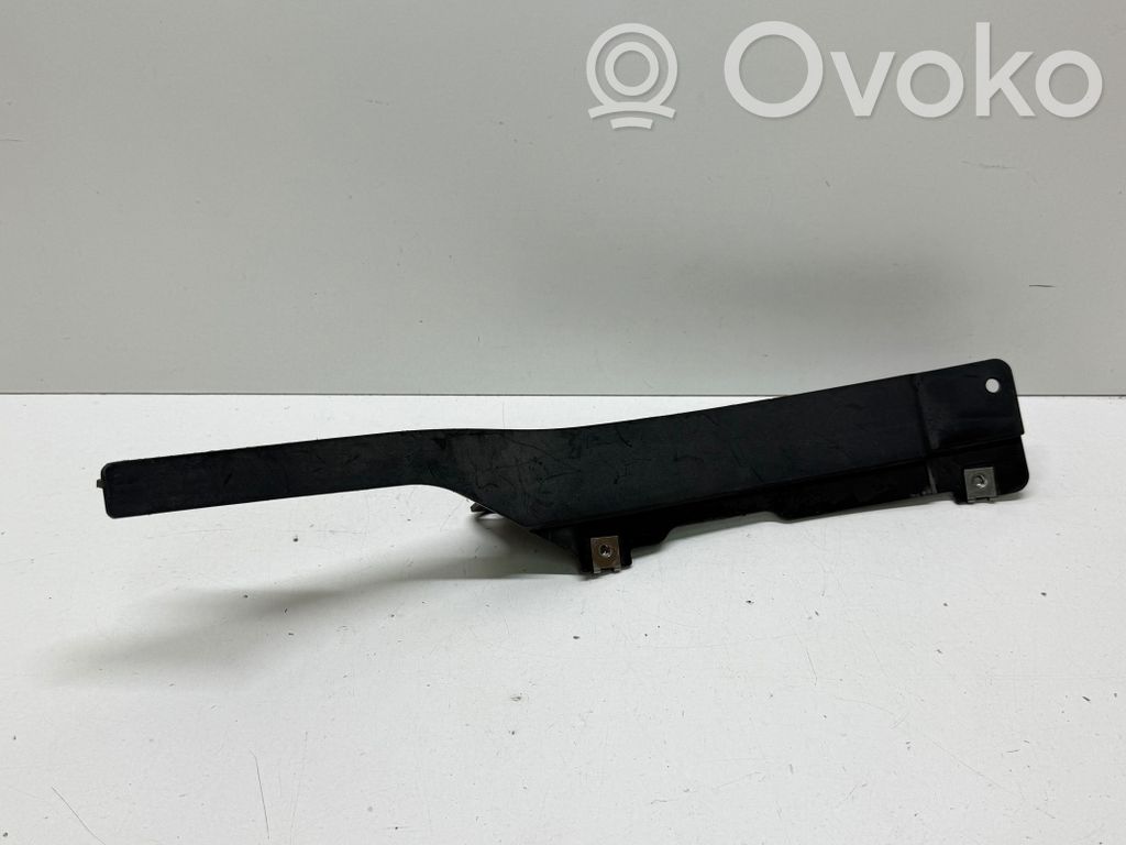 Audi Q7 4M Front splash guards bracket 