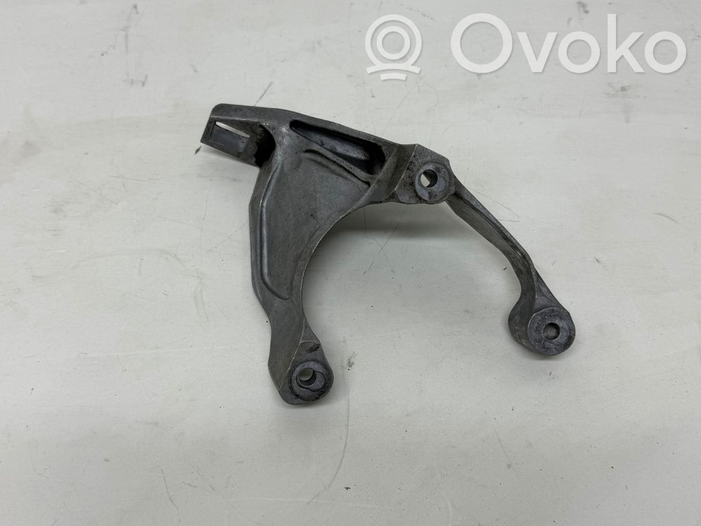 Audi RS Q8 Engine mount bracket 