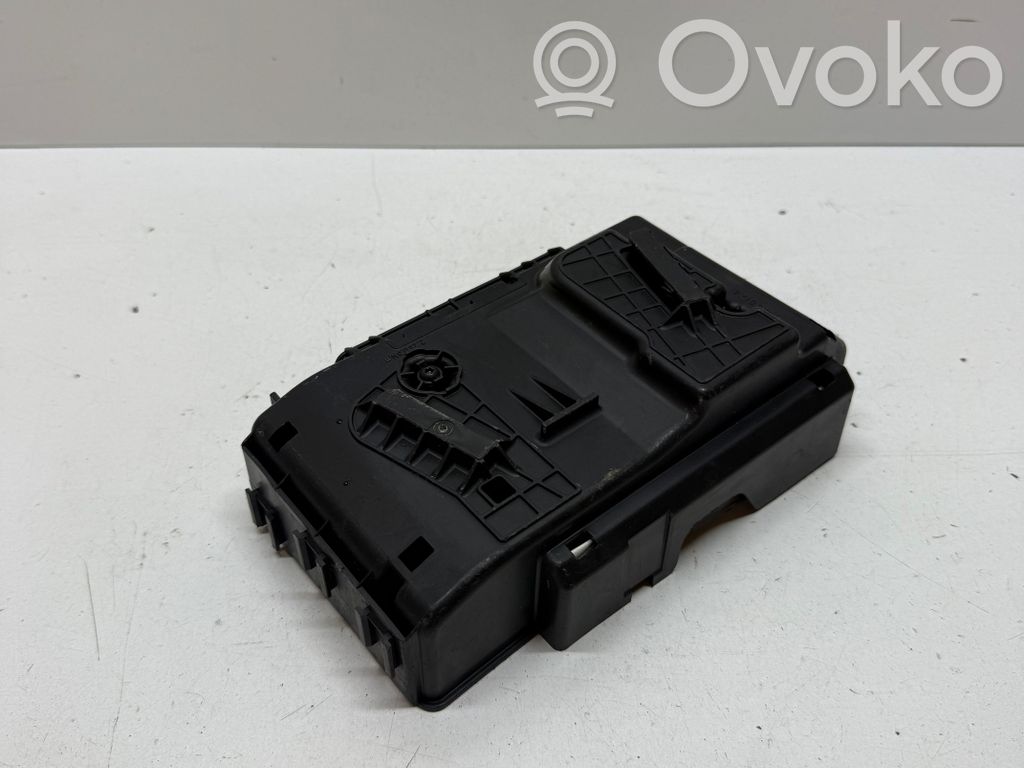 Mercedes-Benz GLC X253 C253 Fuse box cover 