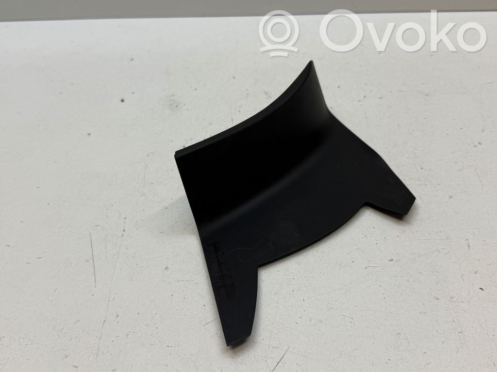 Porsche Macan (95B) Galinio žibinto apdaila (juostelė) 