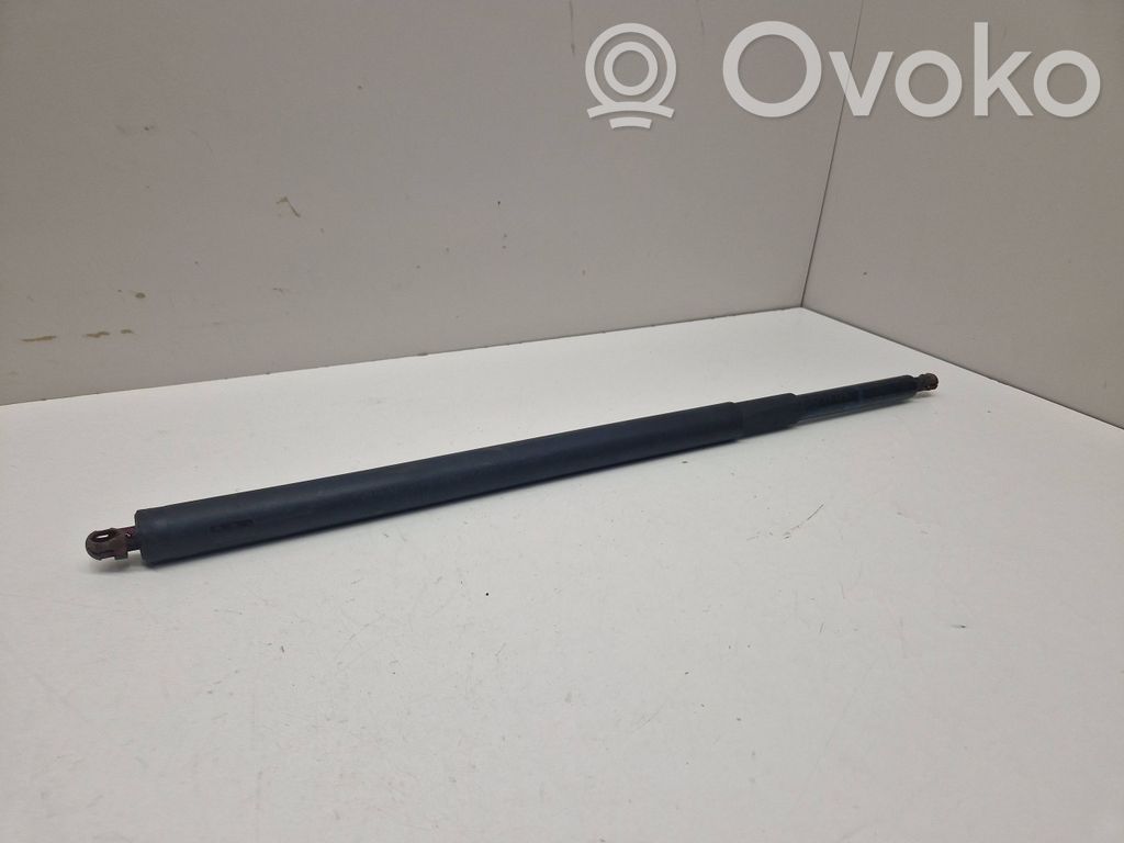 BMW 5 E60 E61 Tailgate/trunk strut/damper 