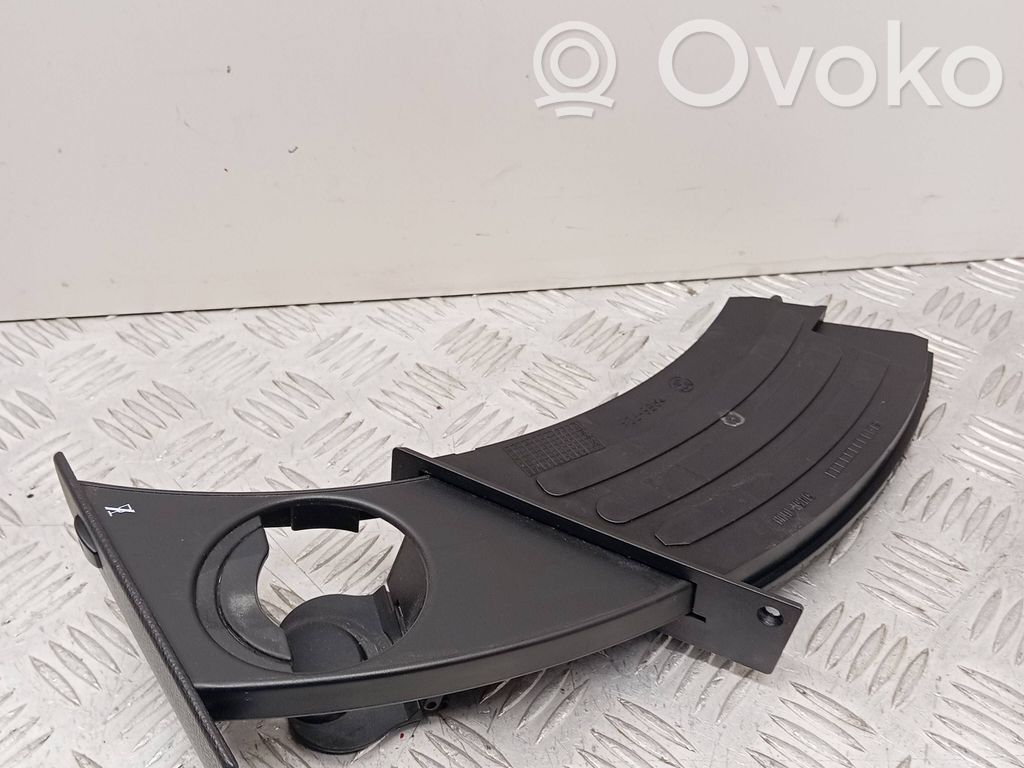 BMW 5 E60 E61 Puodelio laikiklis 