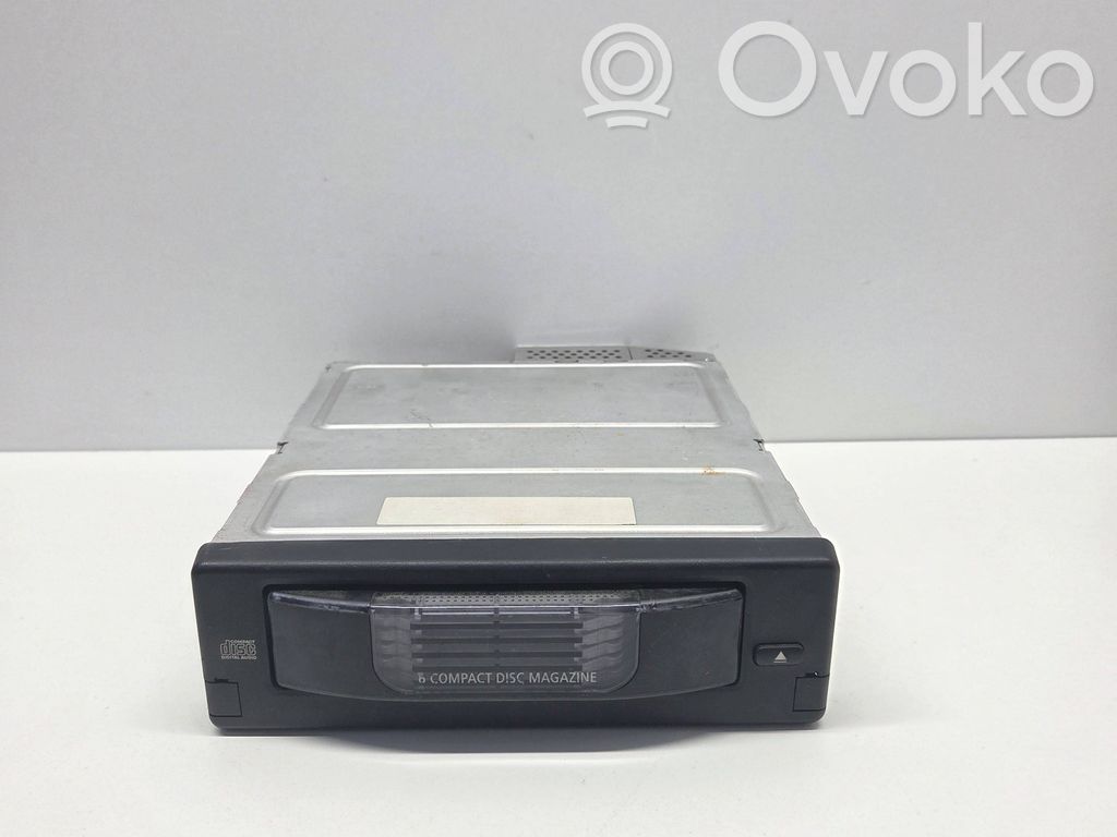 BMW 5 E60 E61 CD/DVD keitiklis 