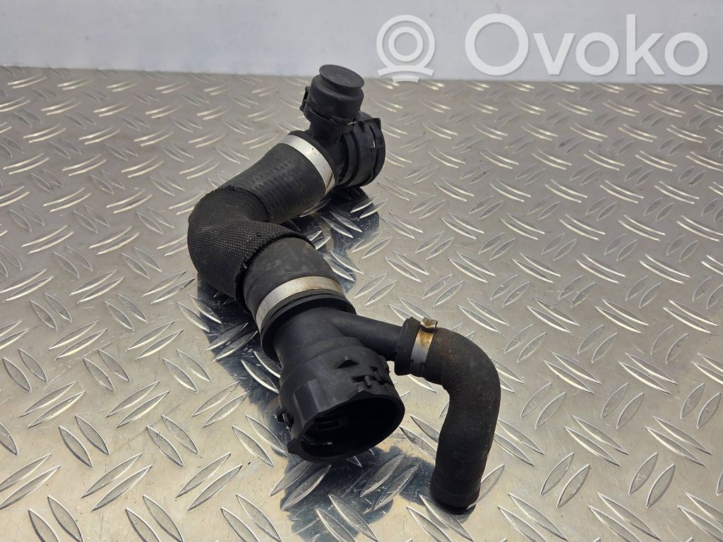 BMW X5 E70 Engine coolant pipe/hose 
