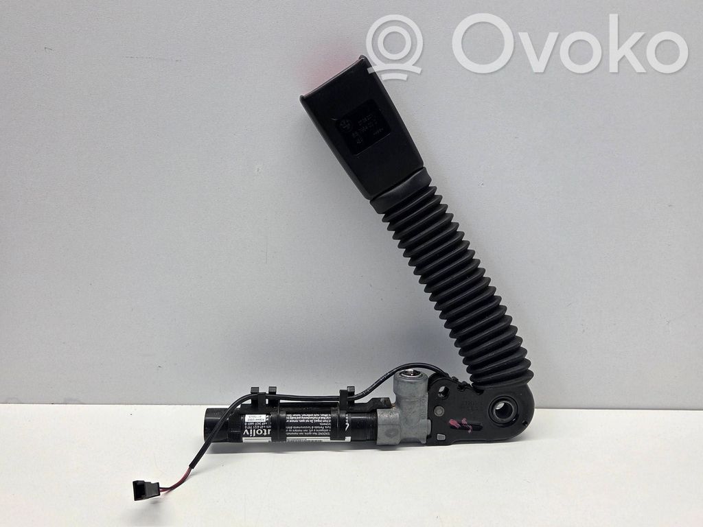 BMW 5 F10 F11 Front seatbelt buckle 