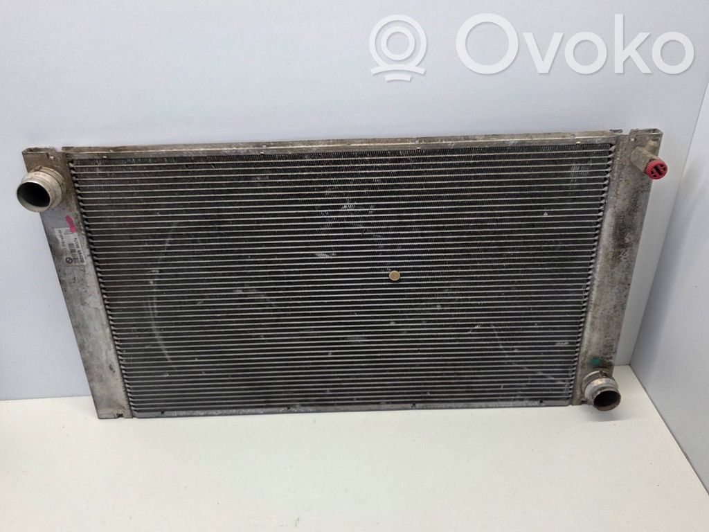 BMW 5 E60 E61 Aušinimo skysčio radiatorius 
