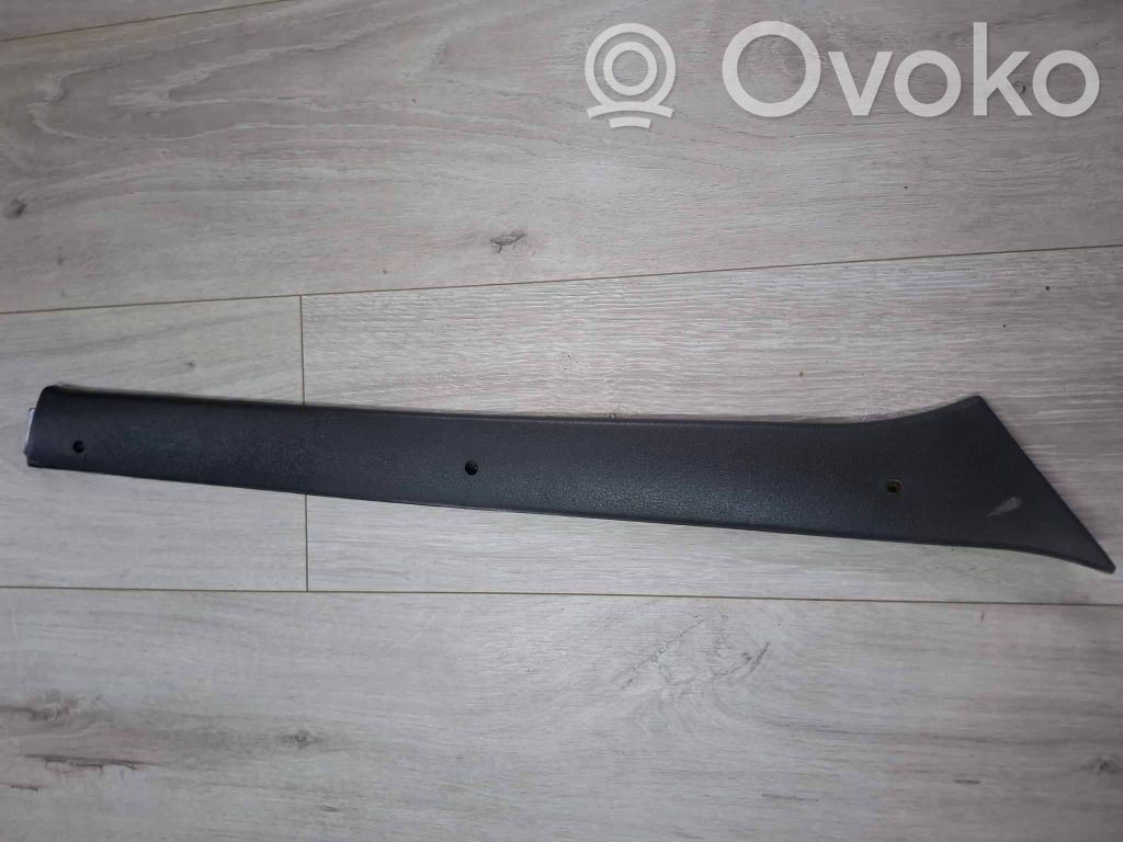 Peugeot J5 A-pilarin verhoilu 
