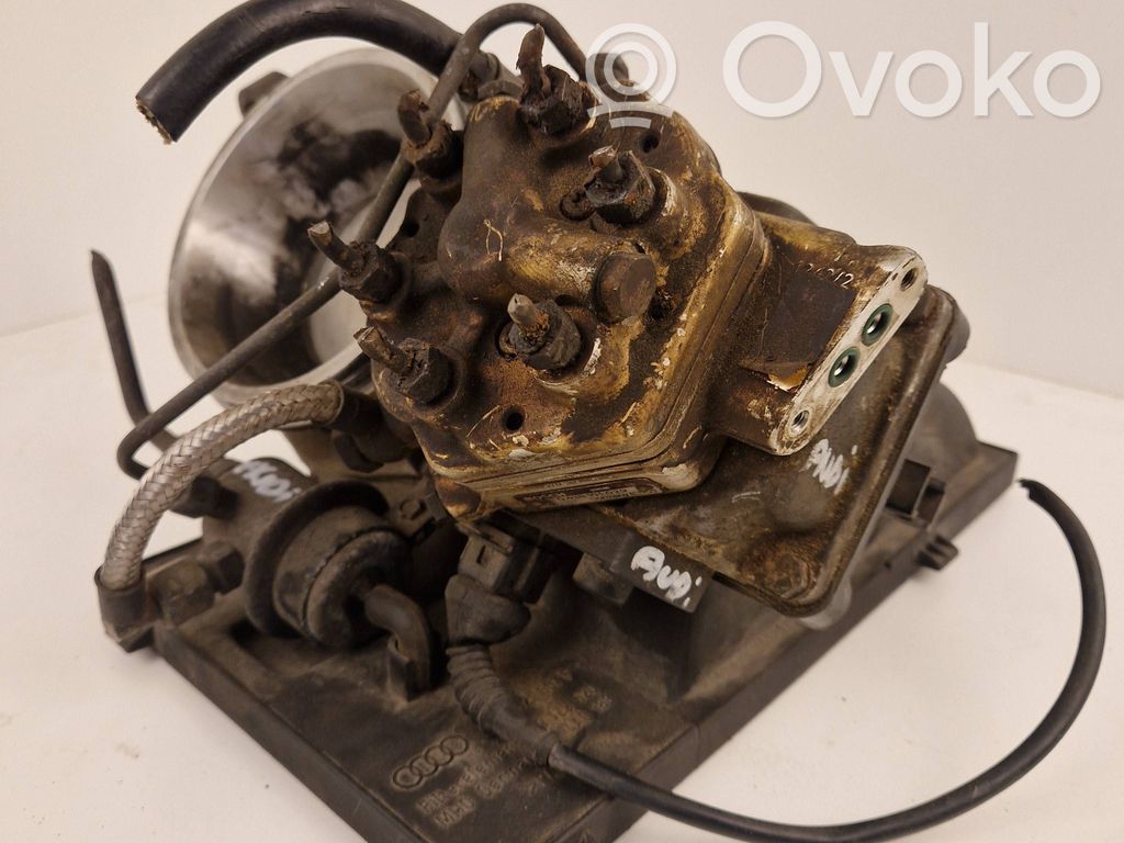 Audi 100 S4 C4 Distribuitor combustibil 