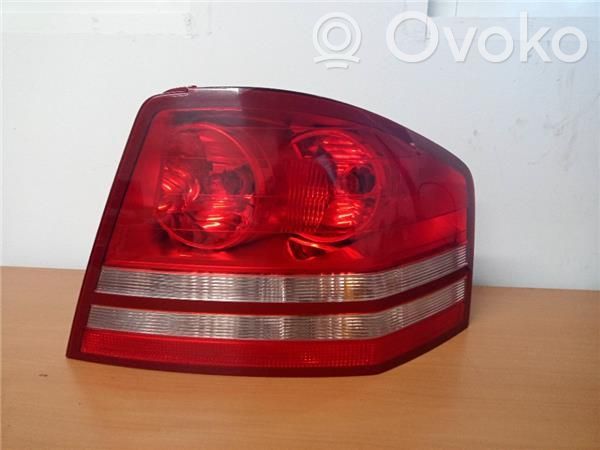 Lámpara de faros/luces traseros   5116220AA