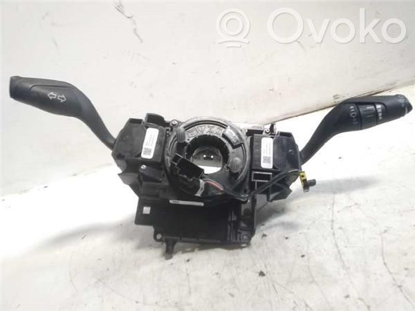 Ford Focus Interruptor de control multifunción 