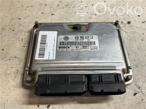 Volkswagen Polo IV 9N3 Unitate control motor/modul ECU 