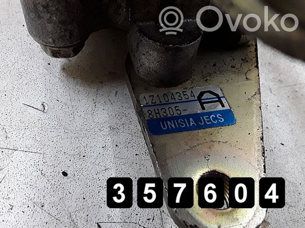 Nissan X-Trail T30 Ohjaustehostimen pumppu 