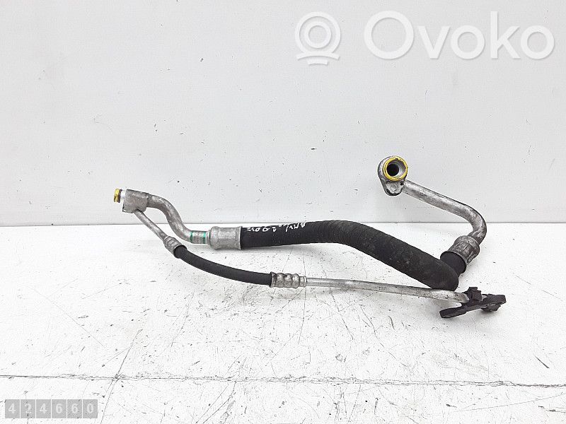 BMW 1 E81 E87 Ilmastointilaitteen putki (A/C) 