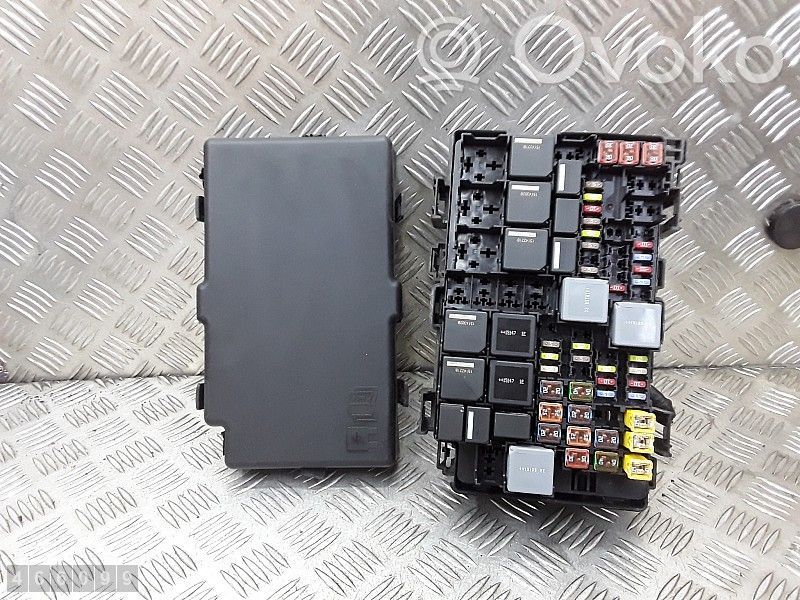 Ford Ranger Fuse module 
