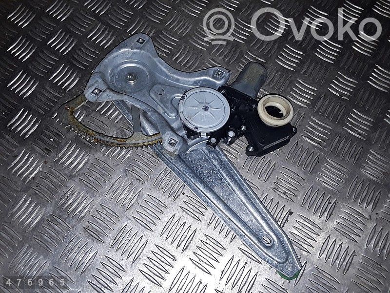Toyota Avensis T270 Elektryczny podnośnik szyby drzwi tylnych 