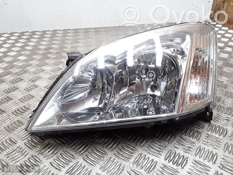 Toyota Corolla E120 E130 Headlight/headlamp 