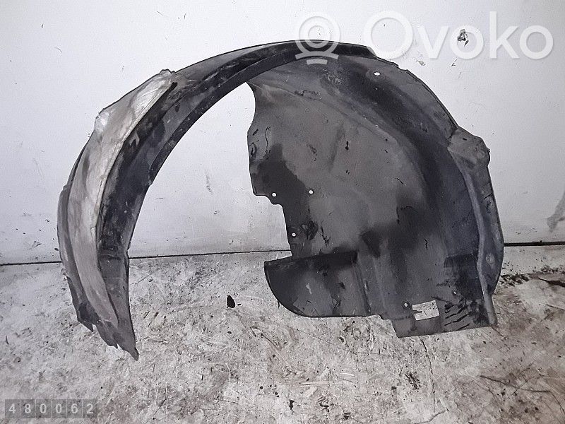 Ford Fiesta Nadkole przednie 