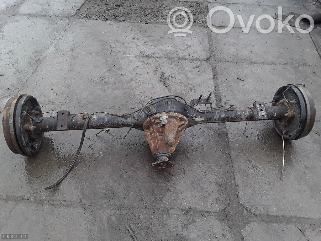 Isuzu D-Max Grinda punții spate 