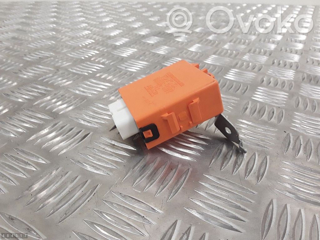 Toyota Prius (XW20) Unitate/modul de comandă închidere centralizată 