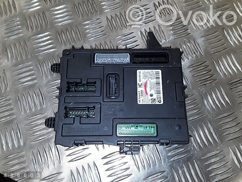 Engine control unit/module   284B11838R
